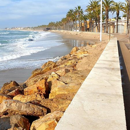 Suitur Beachfront Apartment Roc De Sant Gaieta Roda de Bará Exteriör bild