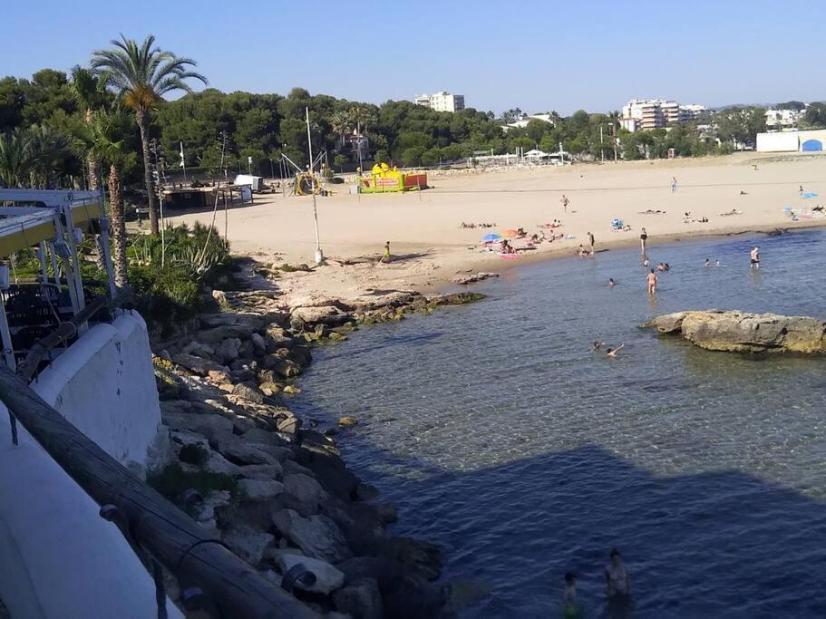 Suitur Beachfront Apartment Roc De Sant Gaieta Roda de Bará Exteriör bild